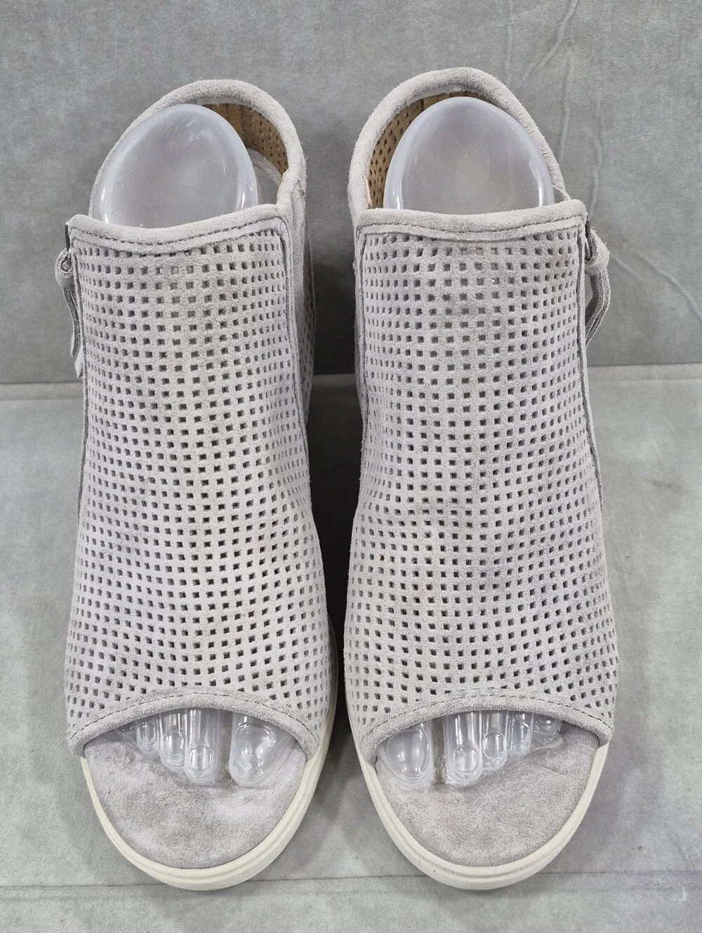 Sofft Saydee  wedge sandals women's 8M gray perforated suede leather side zip